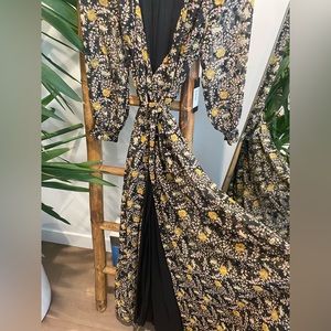 Stunning Lulu’s maxi wrap dress - XS - NWT